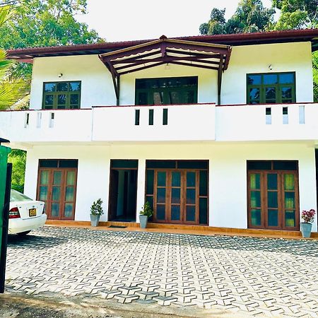 Bed and breakfast La Riya Ella - 05 Minutes To Ella Town Extérieur photo