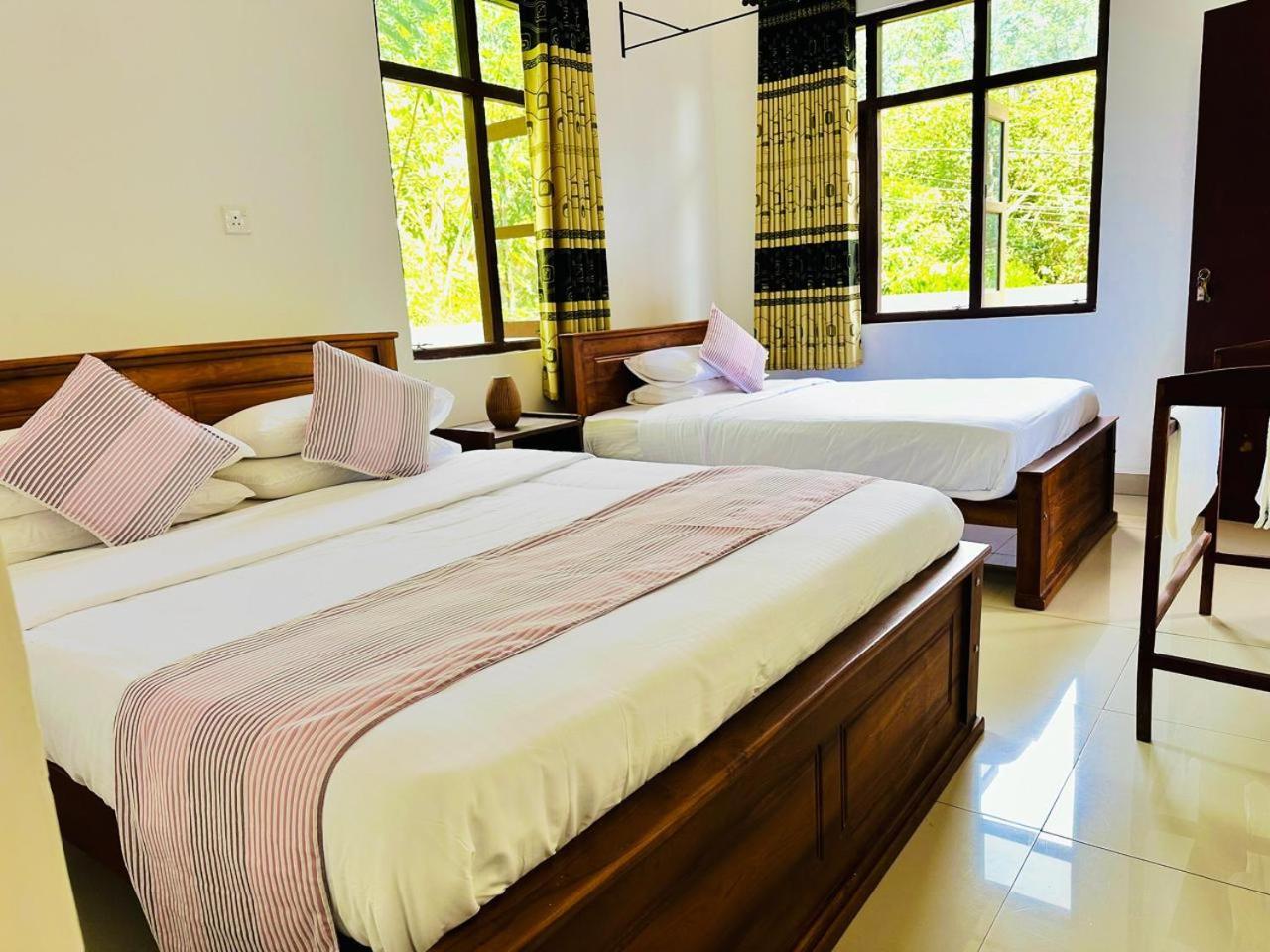 Bed and breakfast La Riya Ella - 05 Minutes To Ella Town Extérieur photo
